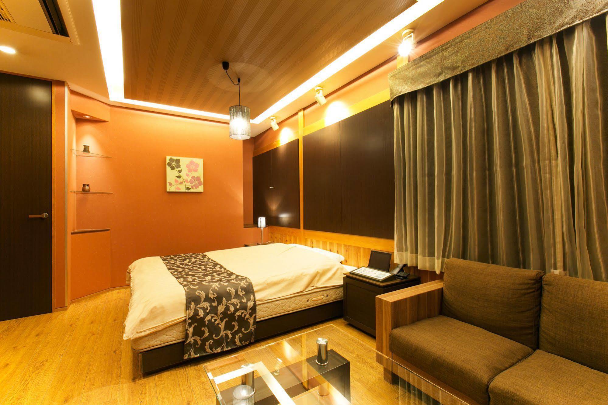 אוסקה Hotel Atlantis (Adults Only) מראה חיצוני תמונה